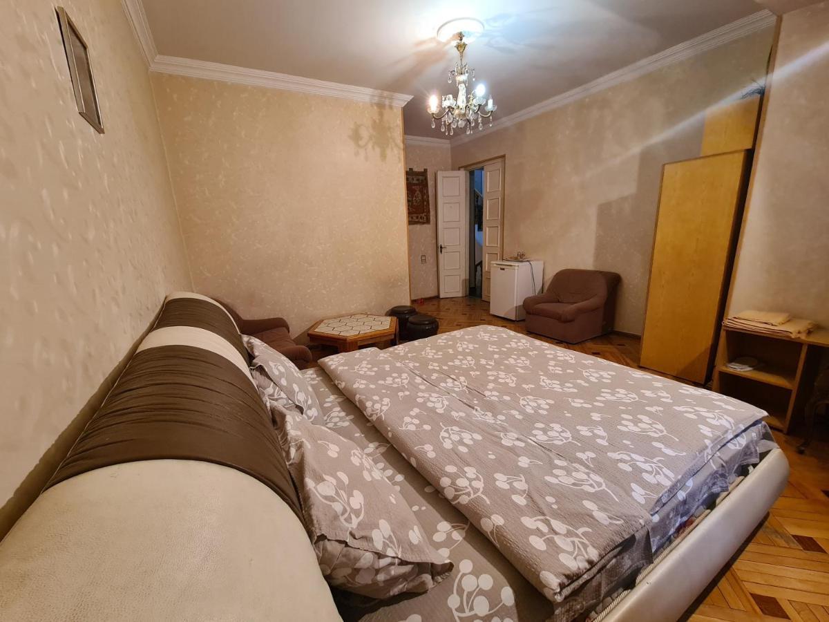 Hotel Bu Tbilisi Eksteriør billede