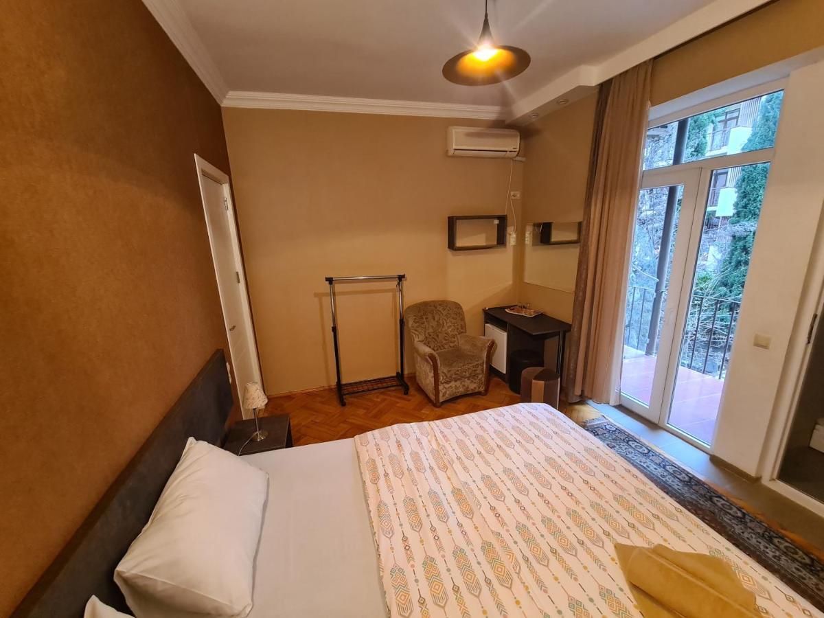Hotel Bu Tbilisi Eksteriør billede
