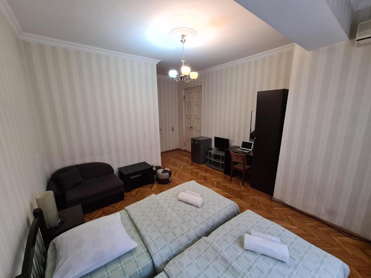 Hotel Bu Tbilisi Eksteriør billede